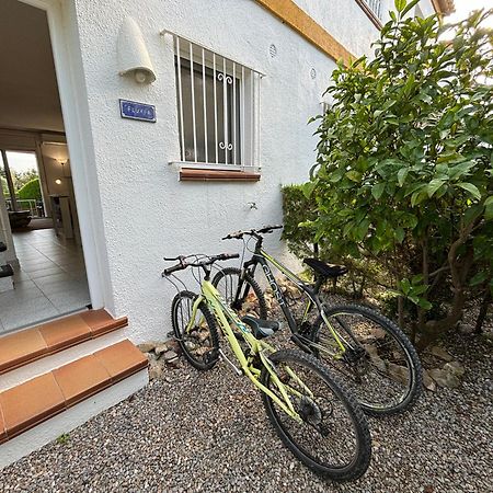 Casas Plus Costa Brava L'Estartit Exterior photo